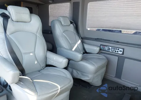 2015 Ford Transit-250 из США, поврежденный, VIN 1FTYR2CG6FKA39315